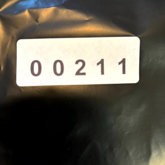 US Land of the Free Home of the Brave Long Sleeve Performance Shirt – Size L - Picture 7 of 7